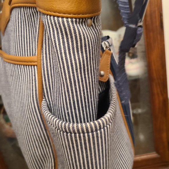 Carters diaper bag - Picture 5 of 7